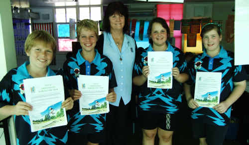 Isaac Regional Council Youth Worker Janice Mansfield (middle) with aspiring ambassadors Damian Armstrong, Matthew Allen, Isabella Marsson and Kirsten Sutton. Isaac Regional Council Youth Worker Janice Mansfield (middle) with aspiring ambassadors Damian Armstrong, Matthew Allen, Isabella Marsson and Kirsten Sutton.